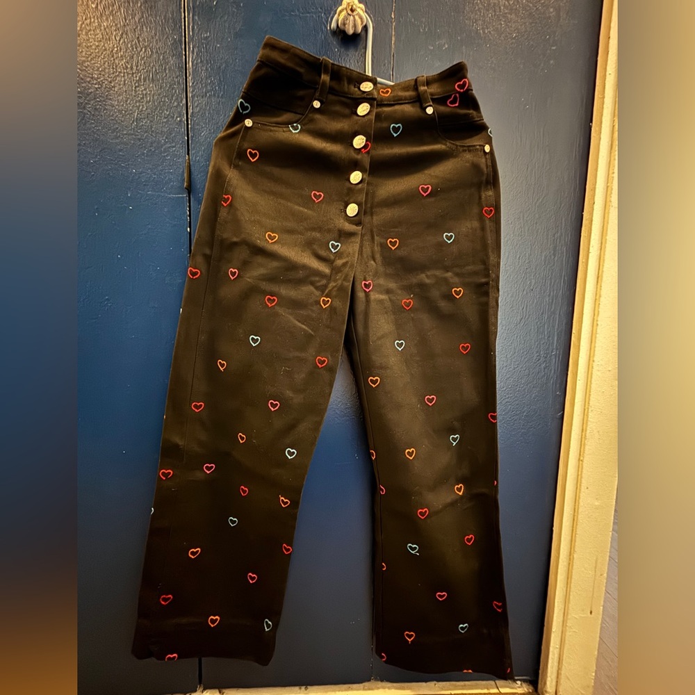 Veda Black Trousers with Colorful Heart Embroidery